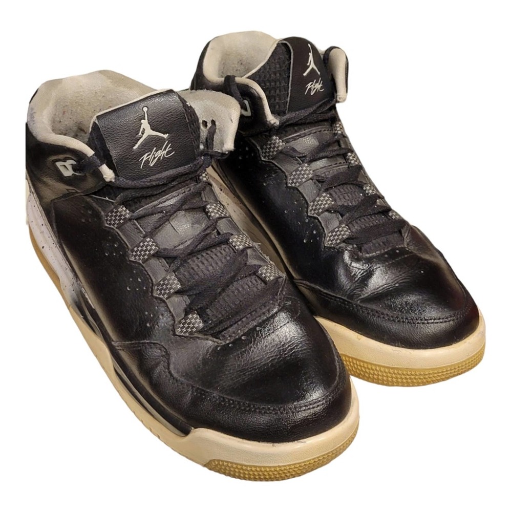 Nike Flight Air Jordan youth high top basketball shoes size Y7